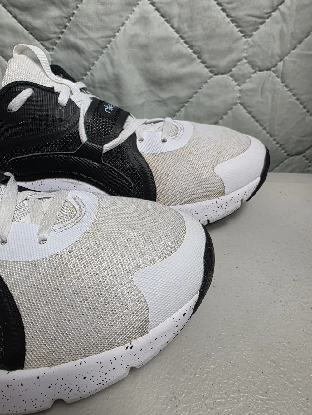 Nike In-Season TR 13 White Black Jade Woman's Sz 9.5